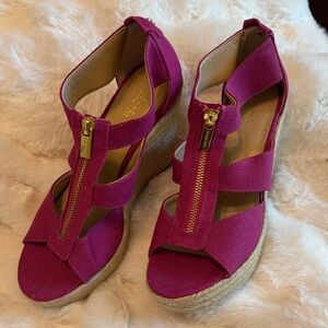 MICHAEL Michael Kors Fuchsia Fabric Wedge Sandals with Gold Zipper